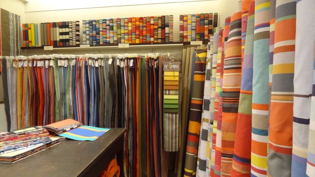 店内見渡す限りのパラダイス！<br /><br />母がここでお買い物フィーバーしていました。<br />お客は私たちだけで店員さんも一人。<br />ゆっくり店内を見ることができてとっても快適でした！<br />