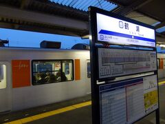 乗車時間2分。
一駅戻って、鶴瀬駅にて下車します。