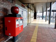 青森空港（13:55） → 弘前駅前（14:49）  弘南バス 1,000円（現金のみ）