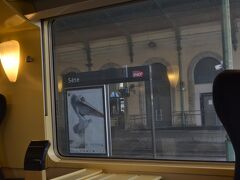 Sète(セート)

途中駅。両側に海が見えたので何事？と思いました。地図を見ると浜名湖やサロマ湖と同じ印象です。