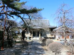 最勝院。境内には花木が多い。しだれ桜らしき木もあったので、もう少し暖かくなると華やかだろう。