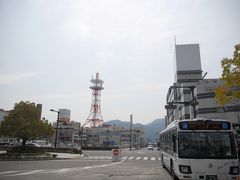 12:10頃に三原駅に到着！空港からは40分くらいでした。

三原駅から尾道駅は2駅なのですが、、、えっと、、調べたところ12:52まで待たなければいけぬ。。。
うぅーーー。約40分かぁ、結構あるな。