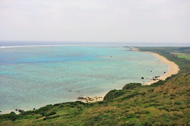 平久保崎から眺める海はエメラルドグリーンのグラデーションがとても綺麗！