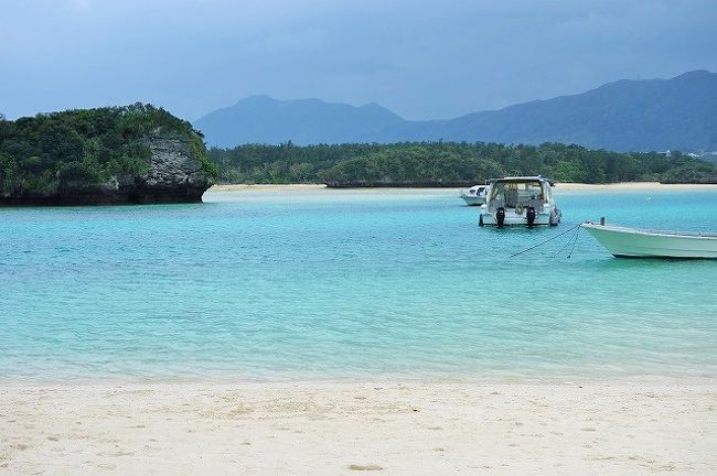 ビーチに下りてみました。<br />ご存じの方も多いと思いますが、川平湾は潮の流れが速いので遊泳は出来ません。