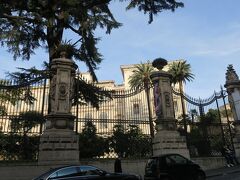 宮殿のようなバルベリーニ美術館

外観を眺めただけです^^;

