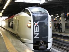 今回のスタートは、品川駅。

N'EXのロゴがカッコイイ、成田エクスプレスに乗り込みます。