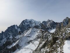 山頂付近。
今でもイタリア領かフランス領か、係争地帯になっています。