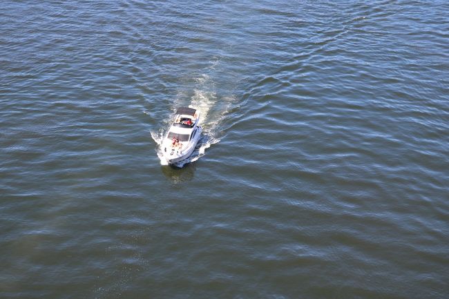 かつてこのドウロ川の河口にある港から、まだ見ぬ大陸へと航海へ出た大航海時代。<br />ユーラシア大陸の最西端という土地柄と、目の前に広がる大海原がそうさせたのでしょうね♪