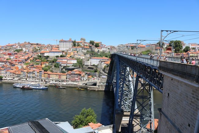 この鉄橋と旧市街を入れた構図がとても美しい(´- `*)ｳｯﾄﾘ