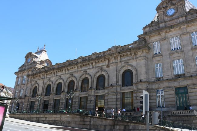 さっき来た道を戻りまして、次なる高いところへ♪<br />ここはサンベント駅。