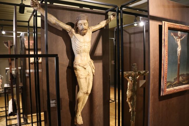 いつかサンティアゴ・デ・コンポステラに本気で巡礼に行きたいと最近思う、今日この頃。<br />と、仏教徒が。