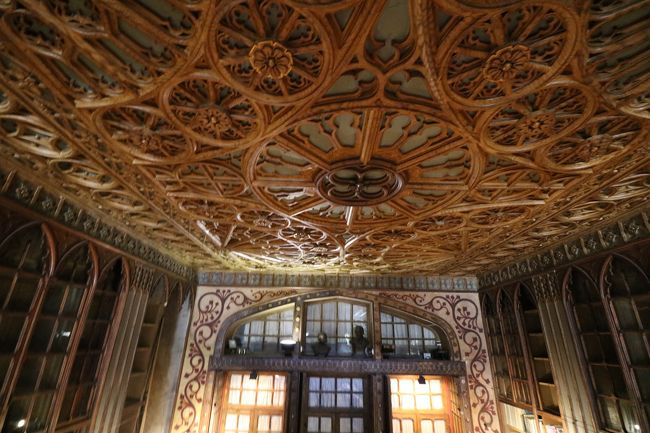 ２階の天井は確かに凄かった(*´∀`)♪