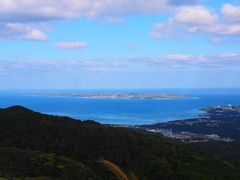 おまけ。
八重岳からの絶景。
見えているのは伊江島です。
３６０度ぐるーっと見渡せてとても綺麗です。