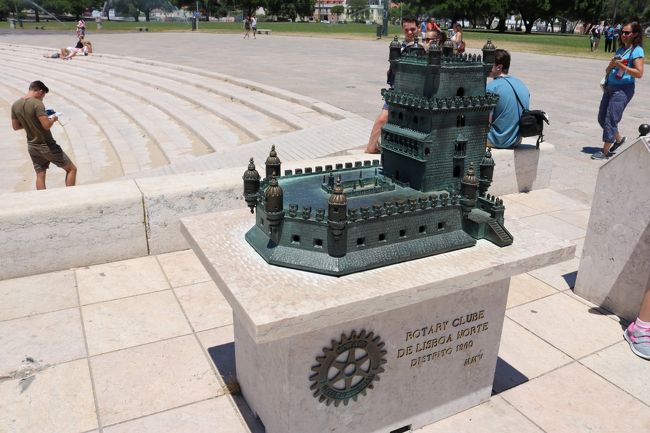 レプリカもありました。<br /><br />河口が近いので、潮の満ち引きもあります。<br />引いてる時は近くまで行けるみたい。