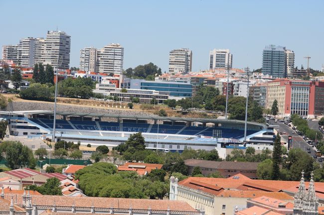 おっ！？<br />スタジアムがある(゜o゜)＼<br />リスボンのビッグクラブのベンフィカか、スポルティングかと思いきや、ベレネンセスとか(-_-;)