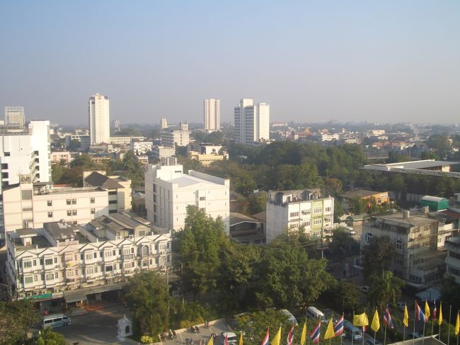 ホテルから見た朝の風景