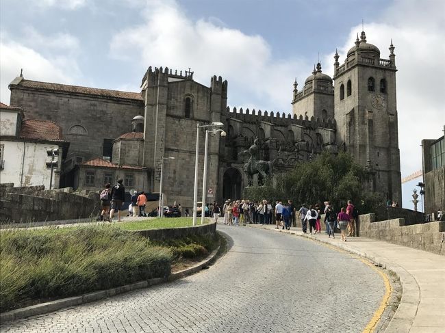 カテドラルにやってきました。