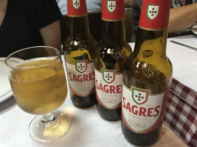 Marisqueria Umaというシーフードリゾットが美味しいと評判のお店へ。開店30分前くらいに行きましたが結構な列でした。