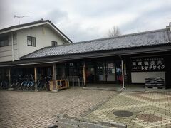 道の駅らしき場所もあります。
直売所です。