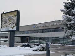 サラエボ国際空港

春めいてきたと思ったら、急な雪で飛行機が予定通り飛べるかちょっと心配でした。