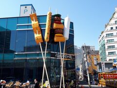 ヨンジャ麺屋から西面に歩いていき、そこから地下鉄で海雲台に来ました
地下鉄代1600ウォン