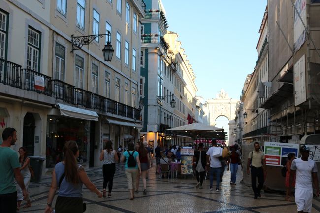返すがえすも、レンタカー事件で無駄にした時間が口惜しい(´Д｀)ｶﾞﾋﾞｰﾝ<br /><br />とぼとぼと駅へ向かいます。