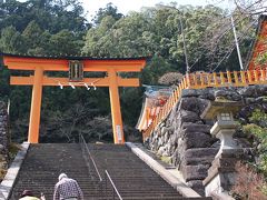 熊野那智大社の鳥居が見えた。