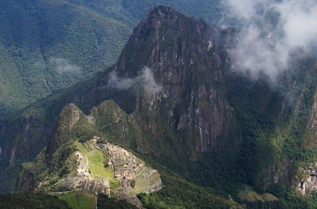 霧に包まれた天空のマチュピチュ遺跡とマチュピチュ山登山 Pristine Inca Ruins Machu Picchu In Fog マチュピチュ周辺 ペルー の旅行記 ブログ By ノーーウォリーズさん フォートラベル