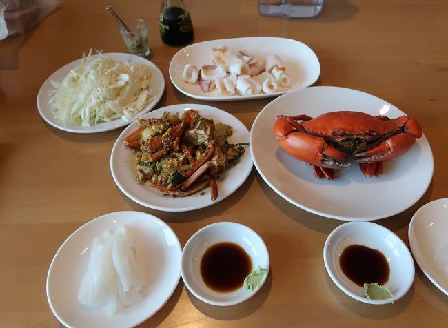 ３月３０日<br />翌日もまた蟹とイカで夕食　〇<br />イカだけは8Kg買いましたので残り約6Kgは冷凍室に小分けして保存しています。<br />