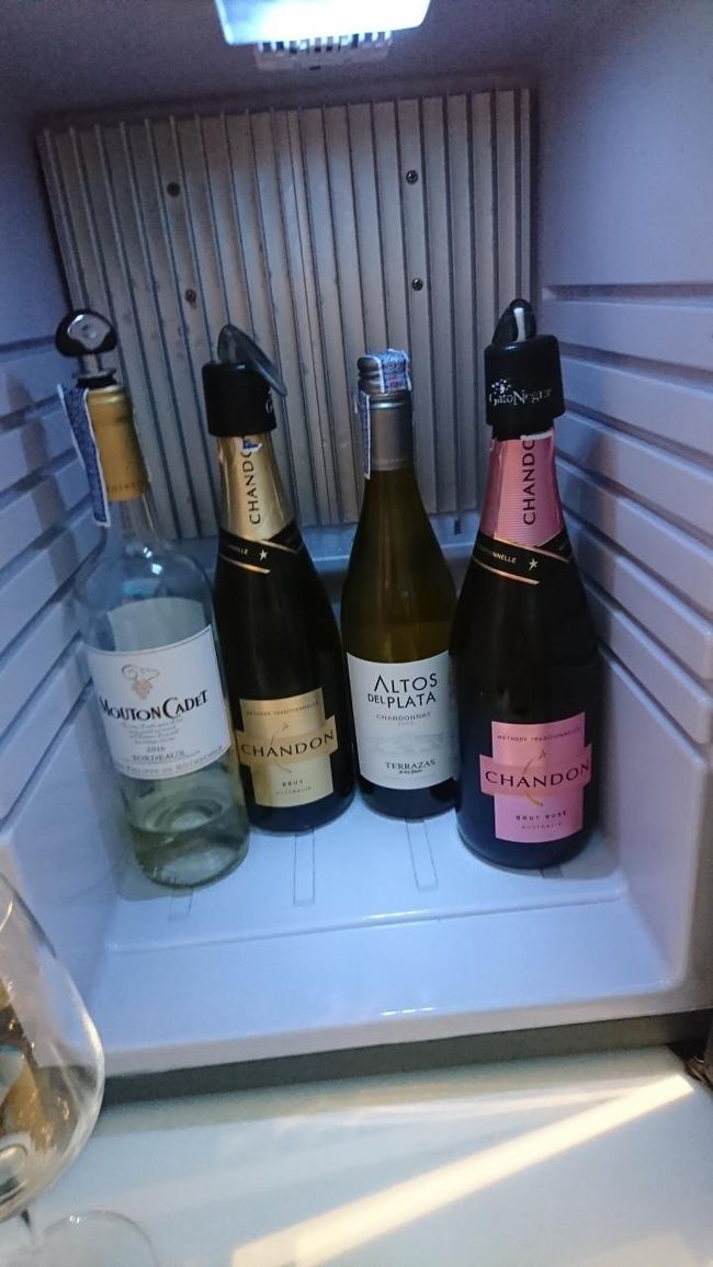 バンコク国際空港（スワンナプーム）<br />オマーン航空のラウンジ、噂通り最高のもてなしでした。