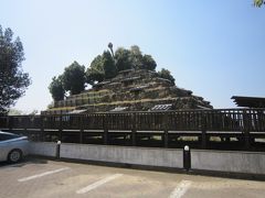 頭塔
　奈良時代の僧玄坊の頭を埋めた墓との伝承
奈良時代の土塔