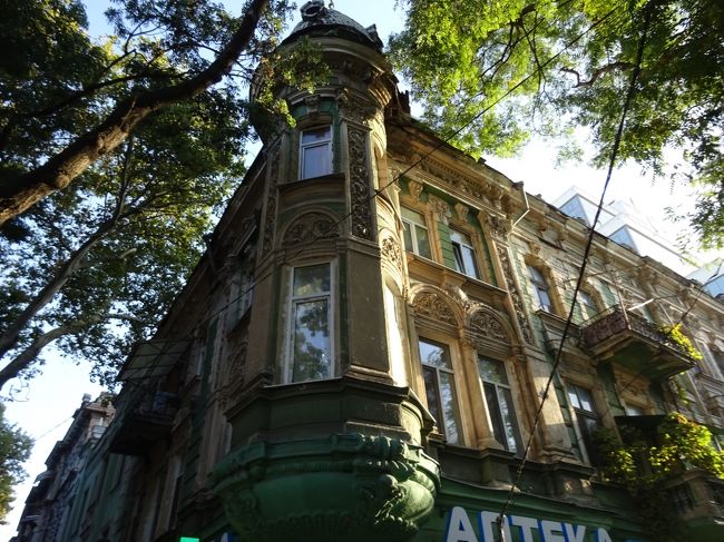 ガンダムの中では、このオデッサを巡る戦いが連邦軍の反攻の第一歩として描かれていますが、私も昨夜の敗北を払拭し、この天気の良さを、立ち直る足掛かりとしたいところです。