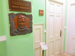 角部屋の511号室が、「ヘミングウェイ・ルーム」という名の博物館として公開されています。