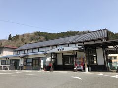 東城駅で広島焼きを食べた