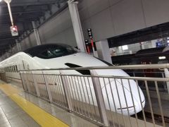 　博多発8:39さくら405号乗車
新型車両のようです。
