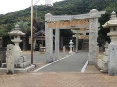 近くにある大祖神社を見学します。
玄海国定公園（芥屋の大門もこの敷地内にあります）内です。駐車場も広々です。