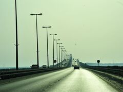 キング・ファハド・コーズウェイ（King Fahd Causeway）
ちょうど逆光