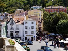 王宮の目の前にはシントラのきれいな町。