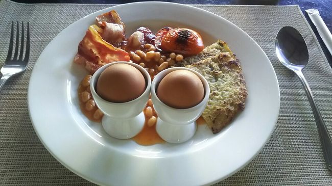 バアバはコンチネンタル。<br />ゆで卵のゆで具合も聞いてくれます。