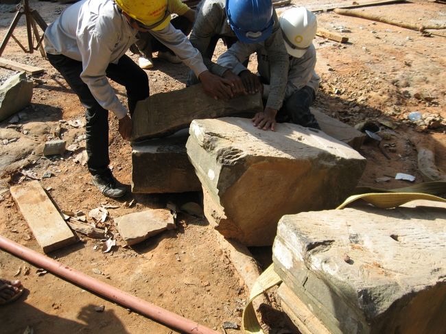アンコールワット遺跡復元