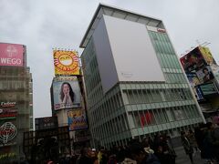 まだ午前中ですが、人が多いです。
