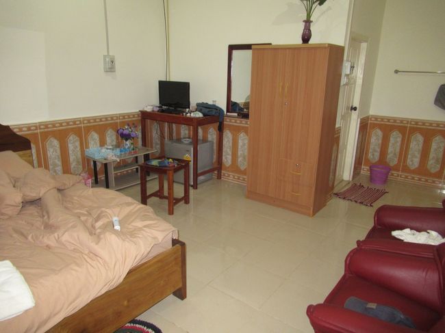 部屋は600Bで、少し高いが新しく満足できる水準だった。