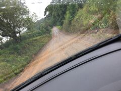 【ブラジル南部、白人文化のサンタカタリーナの田舎町を堪能する】

田舎のファゼンダ（農場）宿に泊まるの記、の続き....です。