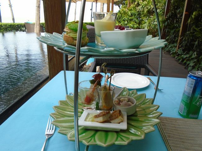 そしてこのホテルは午後ティーがありました(笑)。