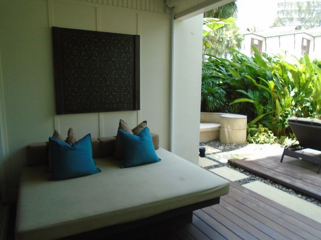 これが外側です。