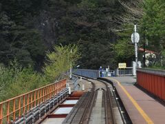 　奥大井湖上駅出発です。