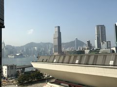 ２月１６日（金）２５℃ 
ハッピーニューイヤー＠香港
新年快樂！恭喜發財！
今日はモヤモヤも無く快晴。
ポカポカを通り越し、初夏の陽気です！