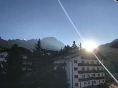 コルチナの夜明け…。

天気予報が雷雨だったけど…ラッキー(*‘∀‘v