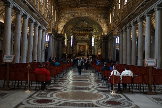 サンタマリアマッジョーレ大聖堂。なんかセキュリティがすごかったな。