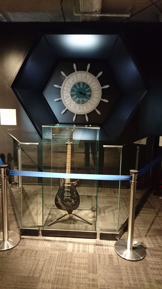 GLAYファンの方には申し訳ないのですが、メジャーな曲しかしらない私。<br /><br />でも、実物を見たいと思い訪問しました。